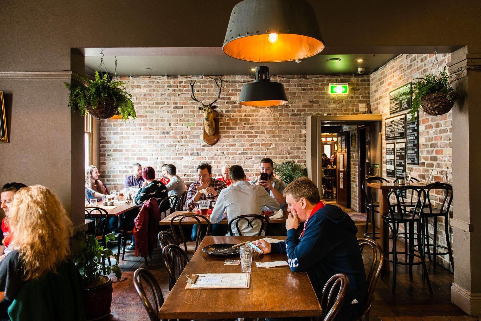 Shakespeare Hotel Surry Hills Bagian luar foto
